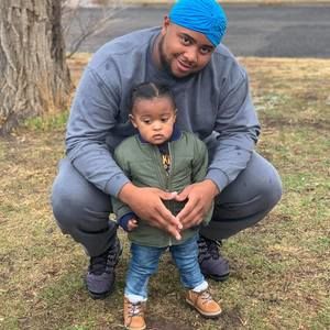 Meet your Posher, Akeem